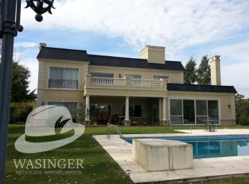 Casa · 453m² · 8 Ambientes · 2 Cocheras · Casa en Venta 8 Ambientes en San Eliseo