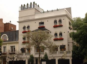 Casa · 500m² · 7 Ambientes · 1 Cochera · Espectacular Casa Estilo Frances en Palermo