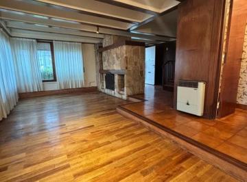 Casa · 1m² · 5 Ambientes · Casa en Venta - Barrio Chauvin