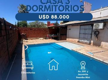 Casa · 250m² · 4 Ambientes · 2 Cocheras · Casa en Venta
