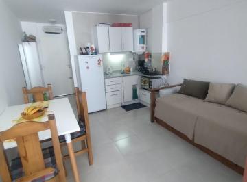Departamento de 1 ambiente, Miramar · Monoambiente Luminoso con Cochera