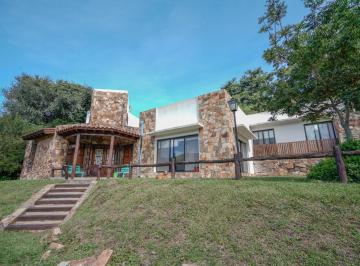 Casa de 1 ambiente, Vaqueros · Casa en La Mision 3 Dorm., 3 Baños, Jardín, Lavadero, Vestidor y Pileta