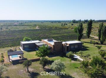 Casa · 332m² · 4 Ambientes · Residencia de Autor en Algodón Wine Estates | Golf y Viñedos | San Rafael