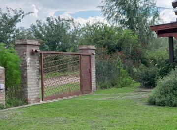 Casa de 1 ambiente, Los Reartes · Venta de Vivienda con 2 Lotes de Terreno - Viv0363