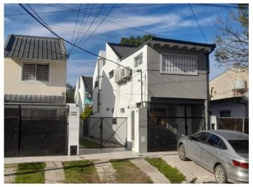 PH de 3 ambientes, Ituzaingó · Duplex 3 Amb Ituzaingo Sur, 10 Cuadras de Rivadavia. Apto Crédito