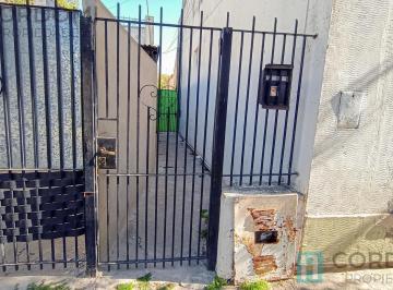 PH · 24m² · 1 Ambiente · Alquiler PH en Banfield Oeste Monoambiente