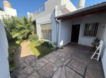 Casa en Venta - 4 amb con parque -Villa Ballester · Casa en Venta - 4 Amb con Parque - Villa Ballester