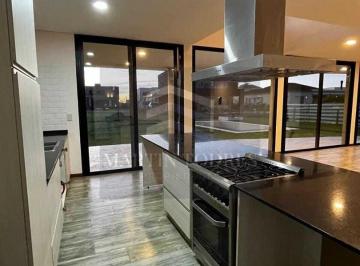 Casa · 200m² · 5 Ambientes · 4 Cocheras · Casa en Venta en Ceibos, Puertos, Escobar