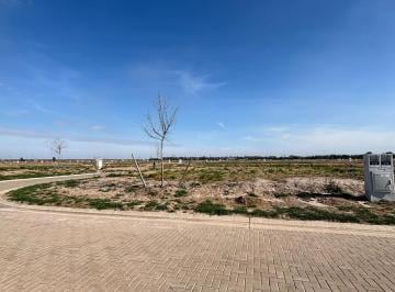 Terreno , Funes · Terreno 500 m² en Barrio Cerrado - Funes Lakes - Funes | Venta