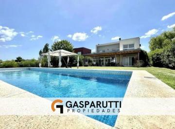 Casa · 290m² · 5 Ambientes · 6 Cocheras · Casa en Venta en San Benito, Villanueva a La Laguna