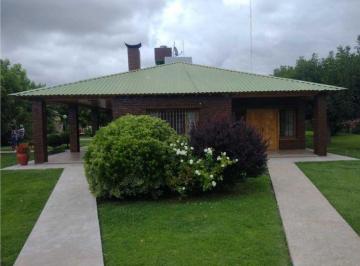 Quinta vacacional · 920m² · 3 Dormitorios · 14 Cocheras · Casa Quinta San Rafael Mendoza
