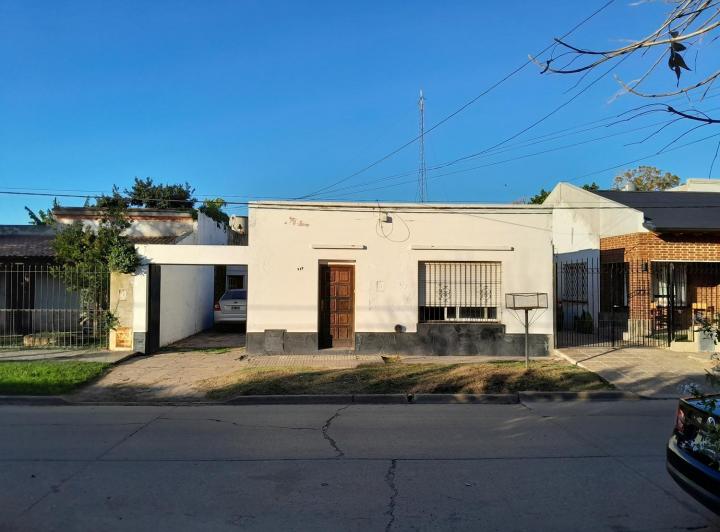 Casa · 150m² · 9 Ambientes · 2 Cocheras