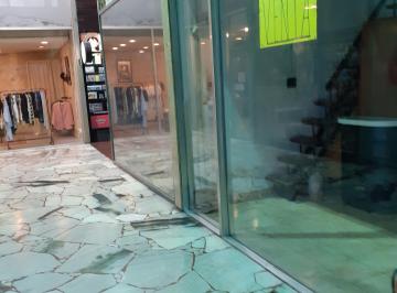 Local comercial Venta 18m² de 2 ambientes · Local 72 Galeria Rio de Janeiro Reluminoso en P. B y Alta de 9 m² c/u