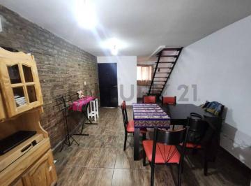 PH · 50m² · 3 Ambientes · 1 Cochera · Venta PH 3 Ambientes con Cochera en Villa Tesei