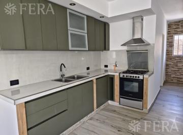 PH · 88m² · 4 Ambientes · 1 Cochera · Venta PH 4 Ambientes con Cochera en Bernal Oeste