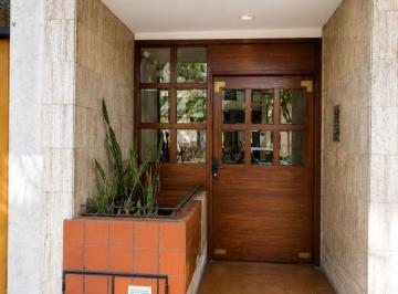 KNK-KNK-5091_2 · Oportunidad 4 Amb Muy Buen Estado con Balcon C Ascensor Apto Cred Escucha Oferta