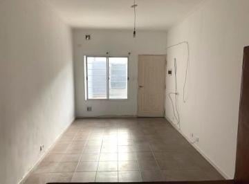 PH · 42m² · 2 Ambientes · 1 Cochera · Venta, Avellaneda, PH Planta Baja, 2 Ambientes, Patio y Garaje Propio