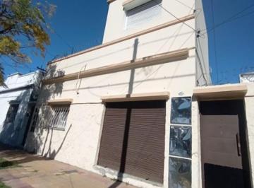 Casa · 300m² · 7 Ambientes · Casa en Venta 3 Familias Villegas 4400 Villa Dominico