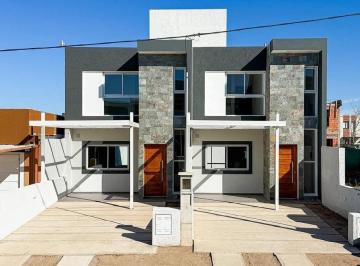 Casa · 110m² · 3 Ambientes · 1 Cochera · Venta Duplex Premium 2 Dorm Docta Central