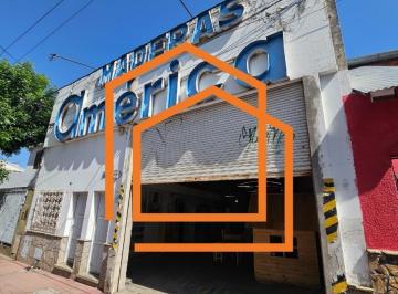 Local comercial · 510m² · 3 Ambientes · Galpón en Capital