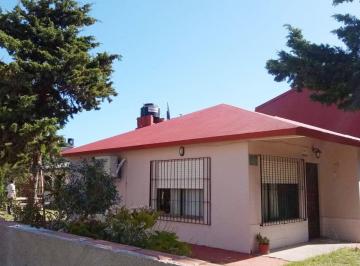Casa de 3 ambientes, Mar del Tuyú · Venta o Permuta. Casa en Excelente Estado Sobre Amplio Lote