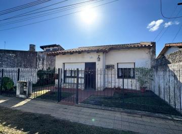 Casa de 5 ambientes, La Plata · Casa Venta "Barrio Jardín" Superficie Total 337 m, 90 Cubiertos.