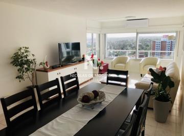 Foto1 · Apartamento de 2 Dorm. y Dependencia en Alquiler de Verano