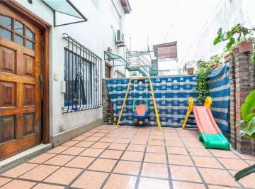 PH · 55m² · 3 Ambientes · Departamento PH en Venta en Parque Patricios, Capital Federal, Buenos Aires