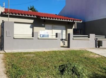 Casa · 66m² · 6 Ambientes · Casa a La Venta en Calle Gobernador Quiroz 1156