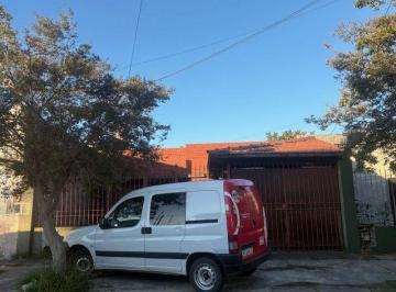AVS-AVS-1199_2 · Casa 3 Ambientes. | Lafuente 3122