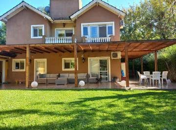 Casa de 5 ambientes, Presidente Perón · Venta de Casa 5 Ambientes en Parque Las Naciones, Presidente Perón