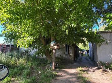 Terreno · 257m² · 2 Galpones + 3 Deptos (840 M&sup2;) en Barrio Felix Camet
