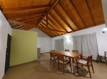 Casa · 90m² · 3 Ambientes · 1 Cochera · Casa 3 Ambientes con Cochera, La Plata. Apto Credito