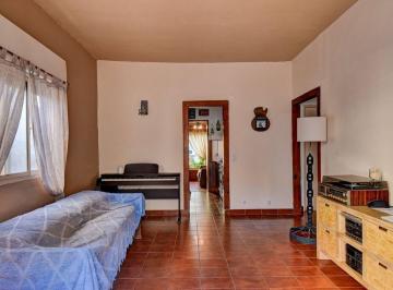 PH · 89m² · 5 Ambientes · Venta PH 5 Amb con Jardin y Terraza/sin Expensas.