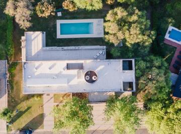 Casa de 15 ambientes, Córdoba · Casa Moderna 4 Dorm. en Suite Lomas de La Carolina, 600 m²