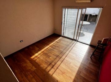 PH · 50m² · 2 Ambientes · PH Reciclado a Nuevo - 2 Ambientes - Apto Credito - Luminoso - Sin Expensas