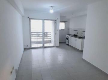 Departamento de 2 ambientes, La Plata · 4 E 59 y 60, Amplio con Balcón
