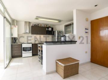 Departamento · 115m² · 5 Ambientes · 1 Cochera · Departamento en Venta en La Plata de 3 Dorm. y Cochera
