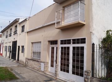 Casa de 3 ambientes, Lomas de Zamora · Casa en Venta 3 Ambientes con Terraza y Garage Apta Credito en Lomas de Zamora
