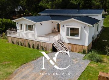 Casa · 200m² · 5 Ambientes · Casa en Venta Costa Esmeralda con Fondo Libre