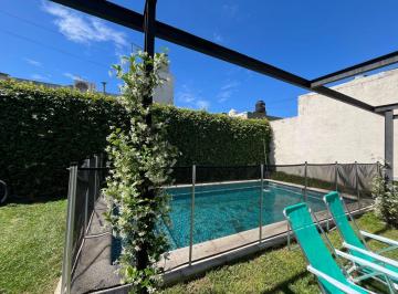 Casa de 5 ambientes, Morón · Excelente Casa 4 Ambientes con Jardin Quincho y Pileta