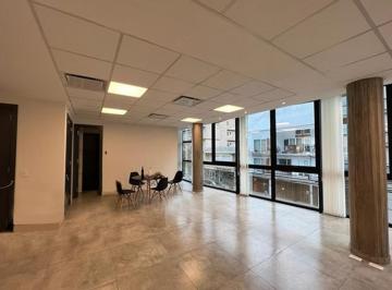 Oficina comercial · 98m² · 1 Ambiente · Oficinas en Alquiler