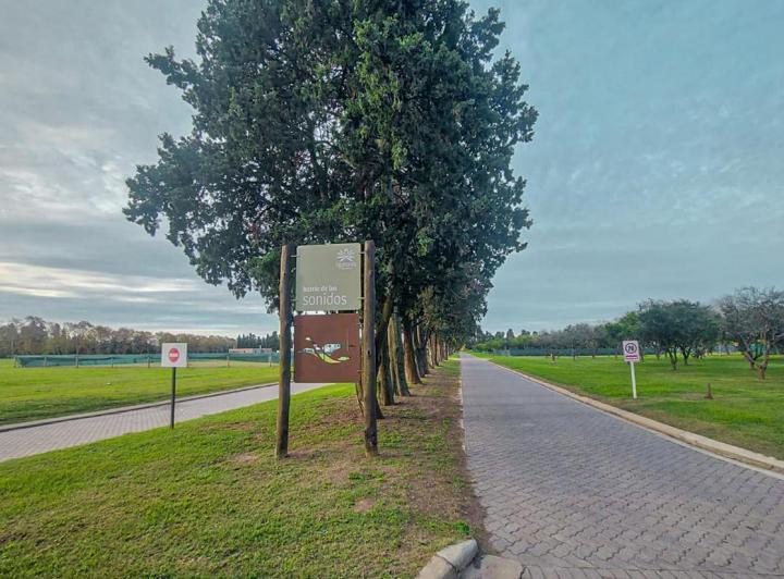 Terreno · 958m²