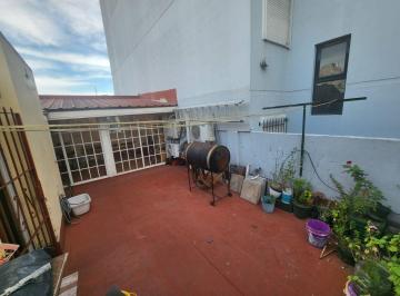 PH de 4 ambientes, Villa Pueyrredón · PH de 4 Ambientes en Villa Pueyrredon con Terraza Propia y Quincho