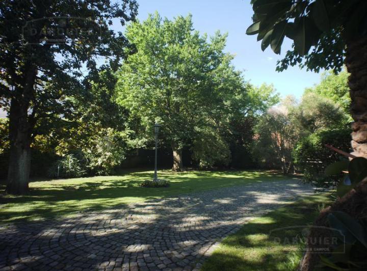 Terreno · 558m²