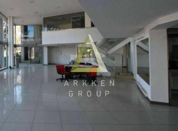 Local comercial · 1800m² · Local Comercial Sobre Av del Libertador