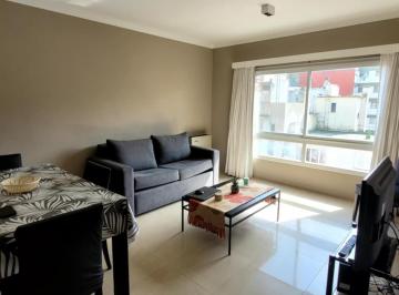 Departamento · 55m² · 2 Ambientes · 1 Cochera · Hermoso Departamento Apto Hasta 4 Huéspedes con Cochera.