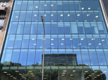 Oficina comercial · 424m² · 4 Cocheras · Oficina Aaa Sobre Av 9 de Julio con Jardín