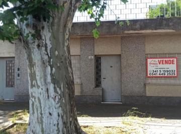 Casa · 250m² · 6 Ambientes · Casa