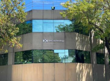 Edificio · 8086m² · 15 Cocheras · Alquiler Edificio en Block, Listo Para Ocupar, Excelente Ubicacion